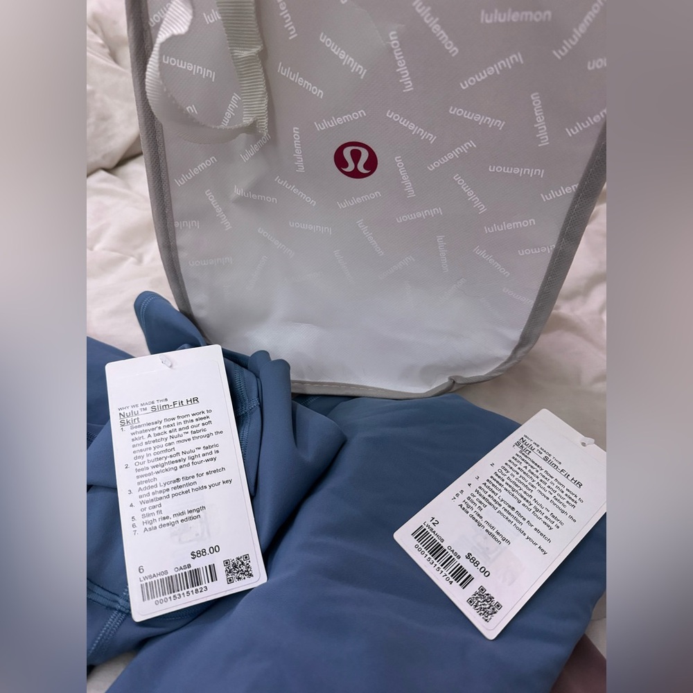 Lululemon nulu slim fit HR SKIRT NWT! Size 6 - Picture 9 of 15